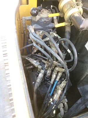 KOBELCO:SK70SR-1ES#YT04 2,600ชม. สภาพสวยมาก นำเข้าตรงจากญี่ปุ่นครับ