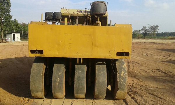 ขาย รถบดล้อยาง 9 ล้อ DYNAPAC CP20 รถใช้งานอยู่ เครื่องดี ใช้งานได้ทุกระบบ เอกสารใบซื้อขาย ขาย รถบดล้อยาง 9 ล้อ DYNAPAC CP20 รถใช้งานอยู่ เครื่องดี ใช้งานได้ทุกระบบ เอกสารใบซื้อขาย