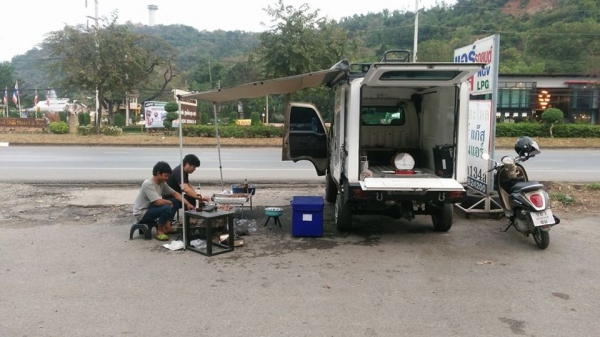 ขายพ่วงตู้ ขนาดกว้าง 1.42ยาว 2เมตร สูง1.30เมตร เปิด3ด้าน หลังคายกได้. เหมาะสำหรับ ทำรถขายของ. พ่วงเซอร์วิส. ตู้นอน.