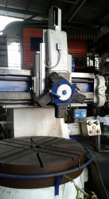 ขายเครื่องกลึงตั้งหน้าโตะ1.5เมตรของประเทศ GERMANY เยอรมนี ขายด่วนๆ ราคาเบาๆครับ