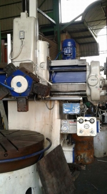 ขายเครื่องกลึงตั้งหน้าโตะ1.5เมตรของประเทศ GERMANY เยอรมนี ขายด่วนๆ ราคาเบาๆครับ