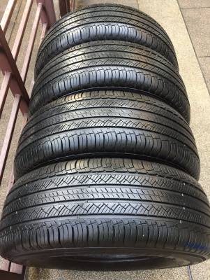 ยาง Michelin 265 70 16 ปี13 ดอกเต็ม ไม่มีปะ ราคาไม่แพง