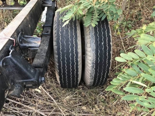 ISUZU NPR59LU5M รถห้าง 165,000 บาท ปี 36 เครื่อง 4BD1-115 แรง  ขายตามสภาพ เอกสารเล่มภาษีขาด 3 ปี