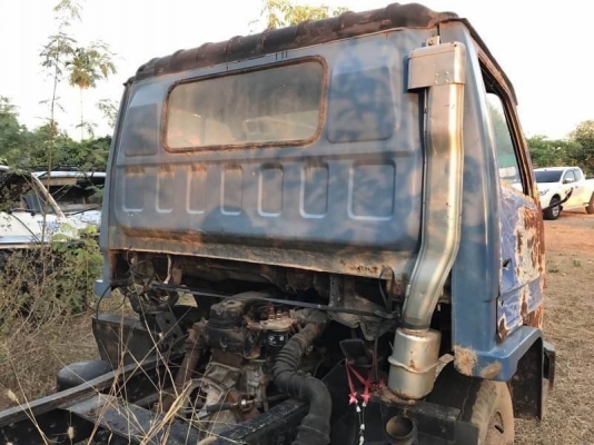 ISUZU NPR59LU5M รถห้าง 165,000 บาท ปี 36 เครื่อง 4BD1-115 แรง  ขายตามสภาพ เอกสารเล่มภาษีขาด 3 ปี