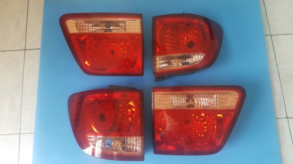 ไฟท้าย fortunerโฉมแรก ไฟท้าย fortunerโฉมแรก