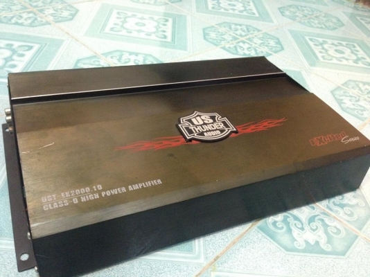 แอมป์คลาสดี us thunder 2000.1d มือสองสภาพดี งานดีมากขยายใช้เฟตเบอร์ใหญ่แรงๆ ใช้งานปกติ เบสดีมาก ขับ10&quot;-12&quot;หล่อว้อยไม่เกิน3&quot;ได้ ขาย 2650 บาท สนใจ0892425454 อยู่สระบุรีส่งได้