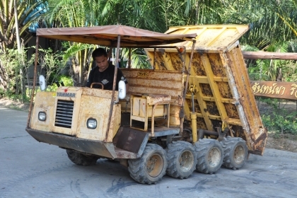 ขายรถบรรทุกดั้มเปอร์YANMAR TFW15D ขับเคลื่อน8ล้อสวย สวยเดิมจากญี่ปุ่นยังไม่เคยใช้ในไทย 129,000เท่านั ขายรถบรรทุกดั้มเปอร์YANMAR TFW15D ขับเคลื่อน8ล้อสวย สวยเดิมจากญี่ปุ่นยังไม่เคยใช้ในไทย 129,000เท่านั
