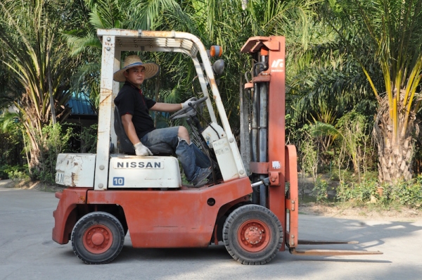 ((ลดกระหน่ำ))ขายFORKLIFT NISSAN FG10 ใหม่สุด(1.ตัน) เสา3เมตร สวยเดิมจากญี่ปุ่น ยังไม่เคยใช้ในไทย 85,000เท่านั้น!!