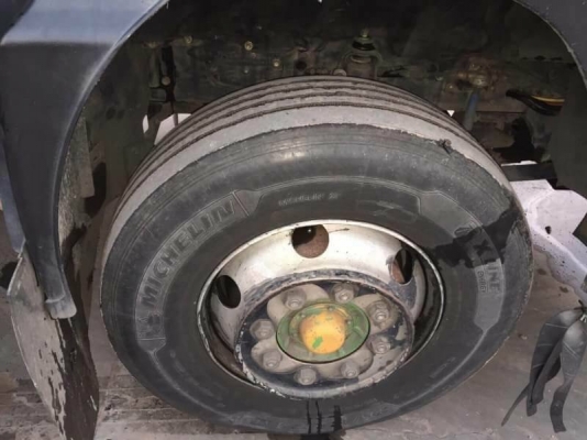 ISUZU 360 ปี 56 ปลายปี 2,650,000 บาท แม่ดั้มเนียม - ลูก 3 คาน เนียม อู่อินเตอร์ วิ่ง. 45x,xxx กม. เค