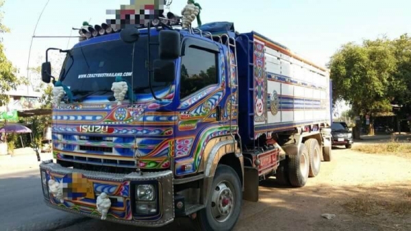ขาย 2,680,000 ISUZU 360 ปี 57 วิ่ง 200,000 กม. แม่ลูกดั้ม(อู่ ส.สุรศักดิ์)แม่ยาว 6.40 ม.ลูก 3 คาน  ยาว 6.80 ม.กว้าง 2.55 นอกสูง 1.70 ม.