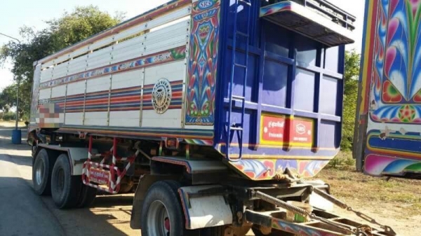 ขาย 2,680,000 ISUZU 360 ปี 57 วิ่ง 200,000 กม. แม่ลูกดั้ม(อู่ ส.สุรศักดิ์)แม่ยาว 6.40 ม.ลูก 3 คาน  ยาว 6.80 ม.กว้าง 2.55 นอกสูง 1.70 ม.