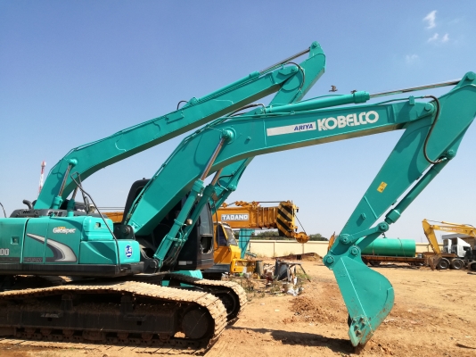 รถแบคโฮ