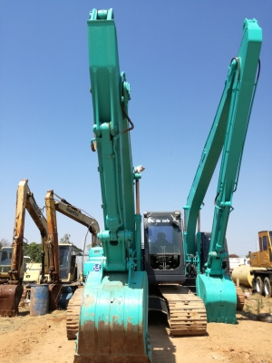 รถแบคโฮ