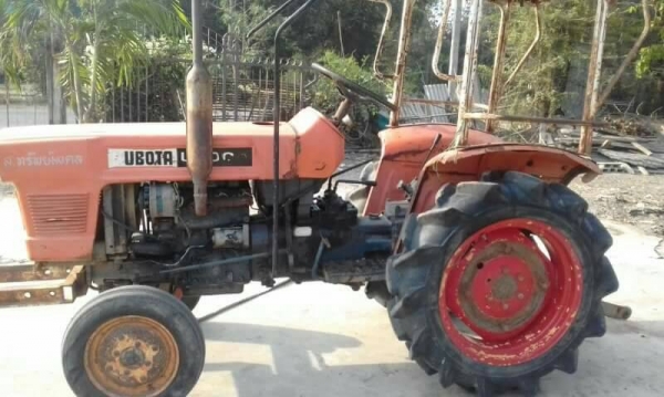 คูโบต้าL2000ซื้อไปใช้ใด้เลยคับยางหลังใหม่1คู่คับ