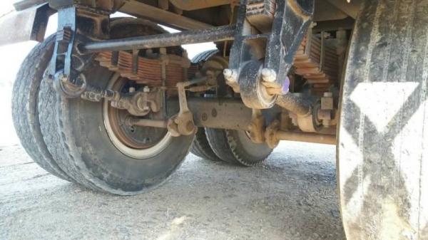 ขาย 2,680,000 ISUZU 360 ปี 57 วิ่ง 200,000 กม. แม่ลูกดั้ม(อู่ ส.สุพัตร์)แม่ยาว 6.40 ม.ลูก 3 คาน  ยาว 6.80 ม.กว้าง 2.55 นอกสูง 1.70 ม.