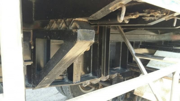 ขาย 2,680,000 ISUZU 360 ปี 57 วิ่ง 200,000 กม. แม่ลูกดั้ม(อู่ ส.สุพัตร์)แม่ยาว 6.40 ม.ลูก 3 คาน  ยาว 6.80 ม.กว้าง 2.55 นอกสูง 1.70 ม.