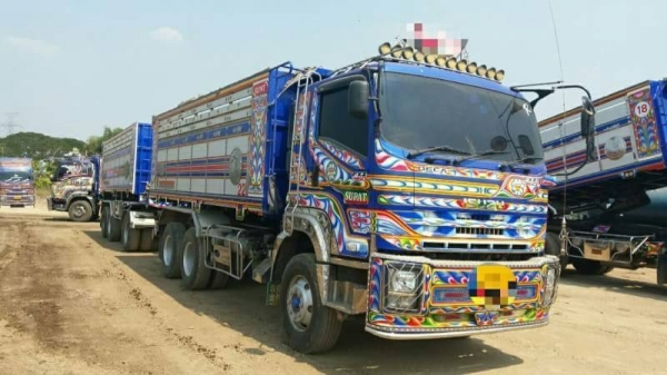 ขาย 2,680,000 ISUZU 360 ปี 57 วิ่ง 200,000 กม. แม่ลูกดั้ม(อู่ ส.สุพัตร์)แม่ยาว 6.40 ม.ลูก 3 คาน  ยาว 6.80 ม.กว้าง 2.55 นอกสูง 1.70 ม.