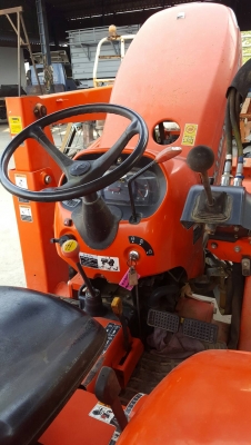 ขายรถไถคูโบต้าL3608DTปี55มีชุดตักขายตามสภาพ