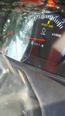 รถไถ 36 แรงปี 58 อุปกร 3 อย่าง ซ. ม 500 นิด ฯฯ มือเดียวป้ายแดง ราคาเบาฯฯ 365000 บาท วันทูคอล 098 668-3479 dtac 094 283-9369 สิทธิ์ คับ รถไถ 36 แรงปี 58 อุปกร 3 อย่าง ซ. ม 500 นิด ฯฯ มือเดียวป้ายแดง ราคาเบาฯฯ 365000 บาท วันทูคอล 098 668-3479 dtac 094 283-9369 สิทธิ์ คับ