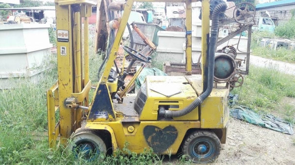 ** SOLD ** รถฟอล์คลิฟ komatsu 1.5 ตันติดแก้ส รถวิ่งได้ใช้งานอยู่ที่ร้านมาทดลองขับได้ครับ