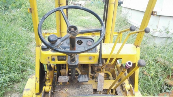 ** SOLD ** รถฟอล์คลิฟ komatsu 1.5 ตันติดแก้ส รถวิ่งได้ใช้งานอยู่ที่ร้านมาทดลองขับได้ครับ