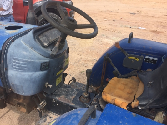 รถไถEURO28di 4WD...รถใช้งานอยู่ ใช้ลากถังน้ำเท่านั้น