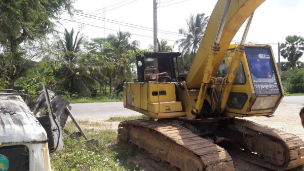 รถขุดSUMITOMO 280 FA รถเดิม ..รถใช้งานอยู่ โซ่หนาช่วงล่างสวย เครื่องแห้ง ปั้มแห้ง..