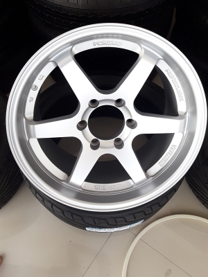 ล้อใหม่TE37 ขอบ18 6รู กว้าง9.5 10.5 ET30 พร้อมยางใหม่ 4 ล้อ