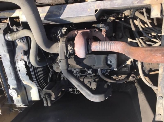 ขายเหมา 2 คัน ราคา 495,000 บาท  KOMATSU PC120-5 และ เทเลอร ISUZU หัวยาว 1 เพลา ไม่มีเล่มทะเบียน