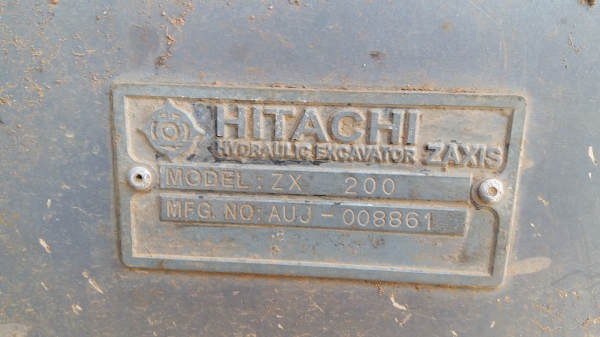 ขาย 975,000 HITACHI ZX 200-1 เครื่องดี ปั้มแรง ไฟฟ้าอุปกรครบแต่ต้องเช็ค ช่วงล่างเต็ม เอกสารชุดจดทะเบียน รถอยู่ สระแก้ว 090-772-3710 090-772-3708