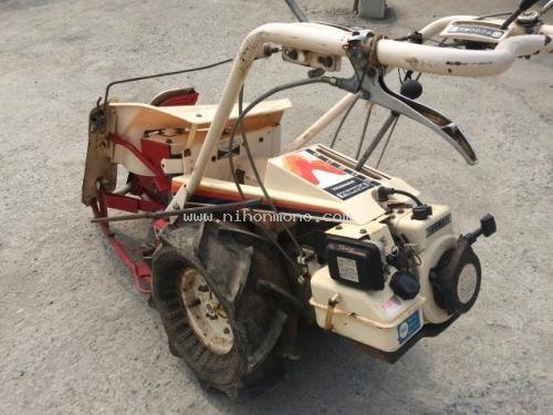 ราคาพิเศษ 10,000 บาท!! รถเกี่ยวข้าวเดินตาม YANMAR YBM15A รหัสสินค้า : 80903773 www.nihonmono.com ราคาพิเศษ 10,000 บาท!! รถเกี่ยวข้าวเดินตาม YANMAR YBM15A รหัสสินค้า : 80903773 www.nihonmono.com