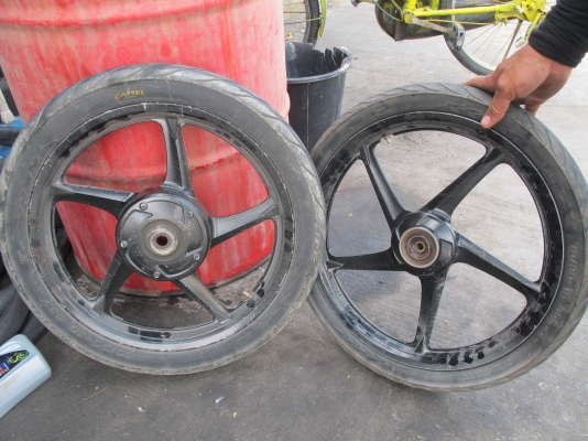 ล้อ yamaha nouvo mx