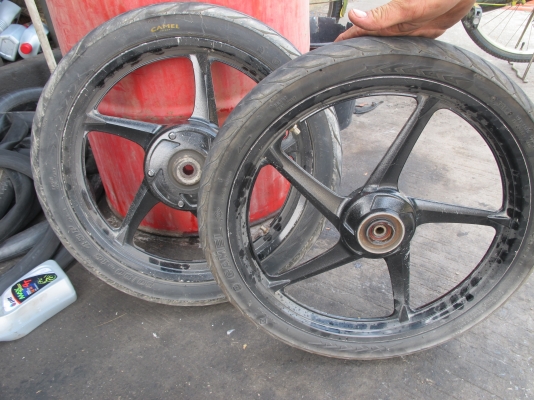 ล้อ yamaha nouvo mx