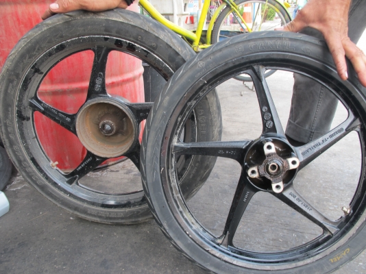 ล้อ yamaha nouvo mx