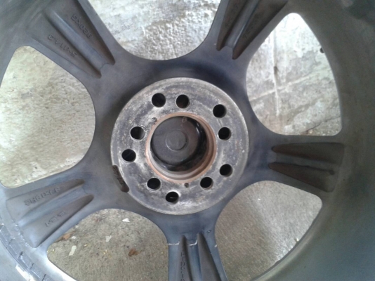 ขอบ18นิ้ว5รู100/114 หน้าตื้นหลังลึก ชุดนี้ ราคา 7990 บาท