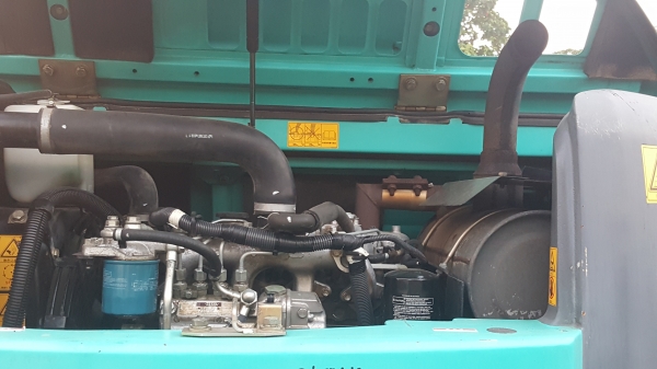 ขายรถนำเข้าเก่าญี่ปุ่นแท้ KOBELCO SK75UR-3ES ขายรถนำเข้าเก่าญี่ปุ่นแท้ KOBELCO SK75UR-3ES