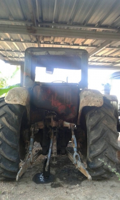 ขาย รถไถ FORD รุ่นเก่า รถใช้งานได้ดี อุปกรณ์มีแค่ใบดันหน้า