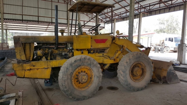 ขาย รถตัก KOMATSU JH30 สภาพดีพร้อมใช้งาน เครื่องดี ปั้มดี ราคาคุยกันได้ครับ