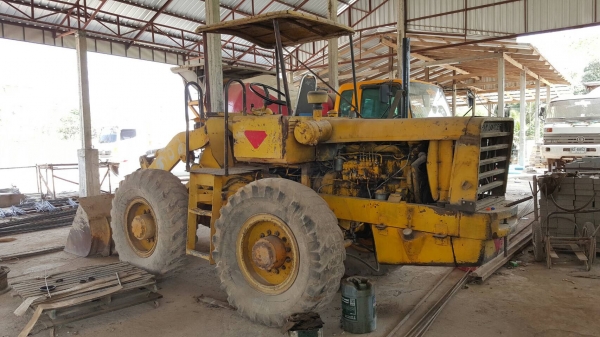 ขาย รถตัก KOMATSU JH30 สภาพดีพร้อมใช้งาน เครื่องดี ปั้มดี ราคาคุยกันได้ครับ