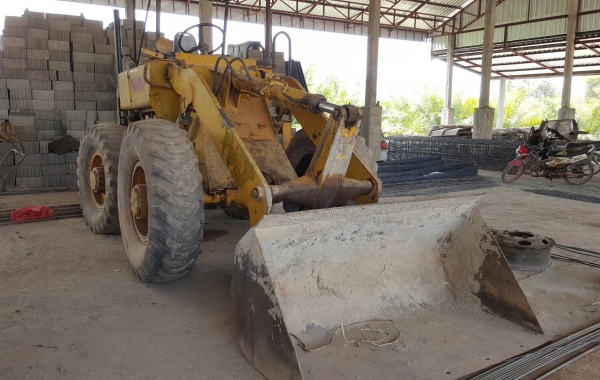ขาย รถตัก KOMATSU JH30 สภาพดีพร้อมใช้งาน เครื่องดี ปั้มดี ราคาคุยกันได้ครับ
