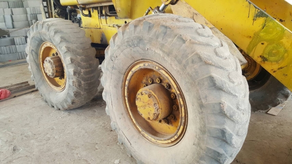 ขาย รถตัก KOMATSU JH30 สภาพดีพร้อมใช้งาน เครื่องดี ปั้มดี ราคาคุยกันได้ครับ
