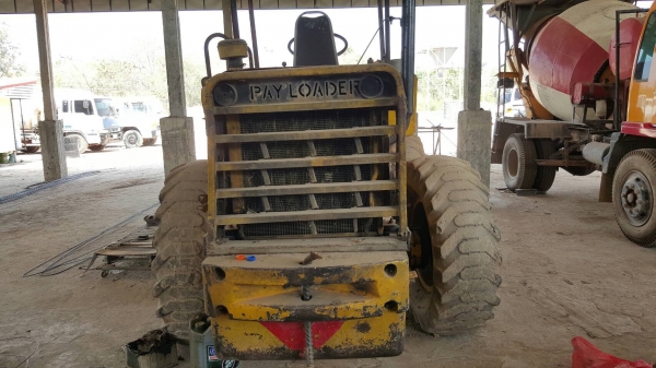 ขาย รถตัก KOMATSU JH30 สภาพดีพร้อมใช้งาน เครื่องดี ปั้มดี ราคาคุยกันได้ครับ