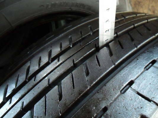 ยางกระบะ15 ปี14 บริดสโตน 205-70-15ดอกหนา8มิล