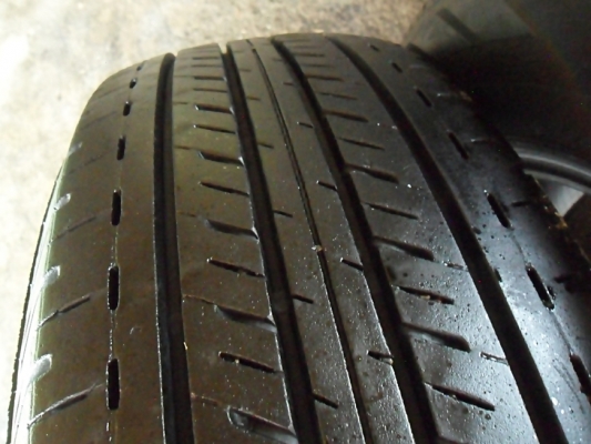 ยางกระบะ15 ปี14 บริดสโตน 205-70-15ดอกหนา8มิล