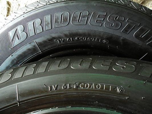 ยางกระบะ15 ปี14 บริดสโตน 205-70-15ดอกหนา8มิล