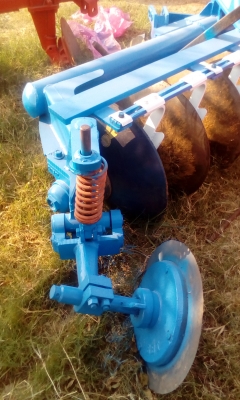 ขายผาน6ด่วนพร้อมใช้งานใบ26 ขายผาน6ด่วนพร้อมใช้งานใบ26