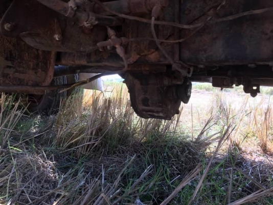 ISUZU หัวยาว 125,000 ขาท เครื่อง 6BB1-145 แรง มีสโลว์กลาง 1 เพลา ไม่มีเล่มทะเบียน