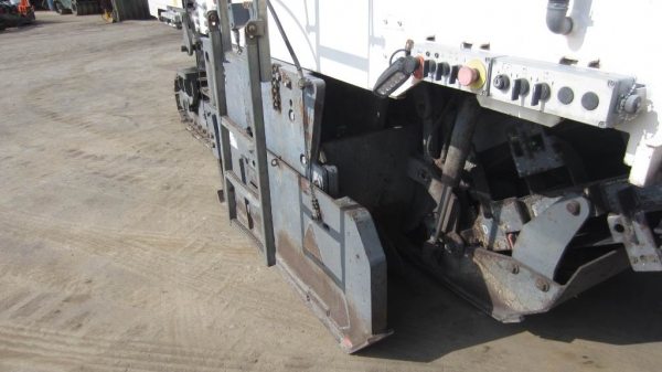 (แบบสั่งนำเข้า) WIRTGEN : W2000 ปี2001 9,600ชม. ครับ