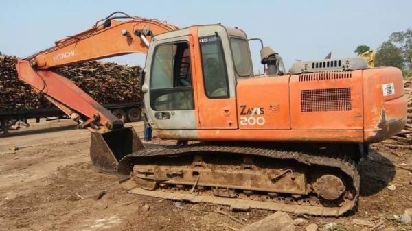ขาย 975,000 HITACHI ZX 200-1 เครื่องดี ปั้มแรง ไฟฟ้าอุปกรครบแต่ต้องเช็ค ช่วงล่างเต็ม เอกสารชุดจดทะเบียน ขาย 975,000 HITACHI ZX 200-1 เครื่องดี ปั้มแรง ไฟฟ้าอุปกรครบแต่ต้องเช็ค ช่วงล่างเต็ม เอกสารชุดจดทะเบียน