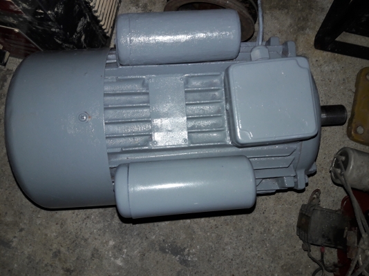 ขาย !! มอเตอร์3แรง220v.ของจีน.รุ่นหนัก.พร้อมใช้งาน